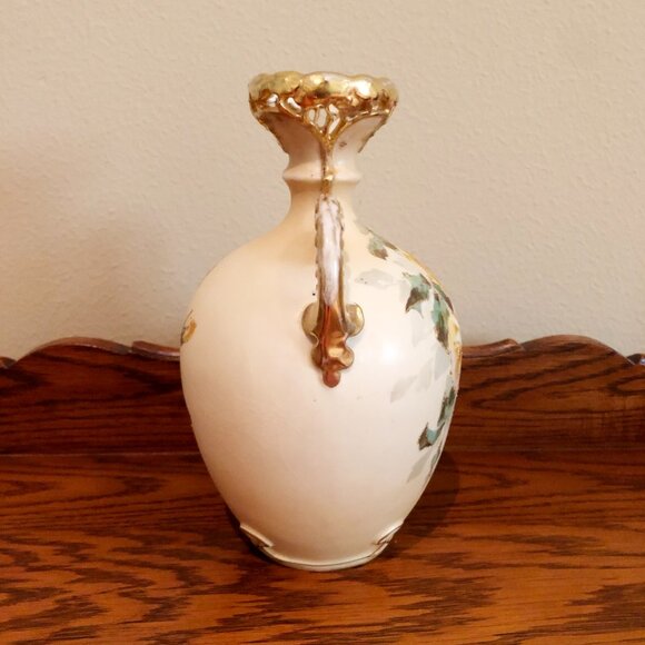 Antique Turn Teplitz RSTK Hand Painted Porcelain Vase With Gold Handles - Picture 8 of 11